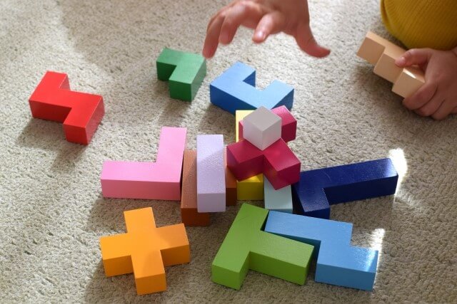 幼児パズルは何歳から？適切なピース数や効果、おすすめの商品を紹介！